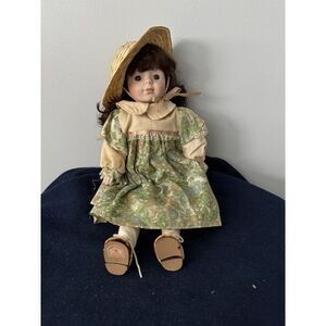 Vintage brinn porcelain doll 1989 13‎ In Green Floral Dress No Stand Or Box